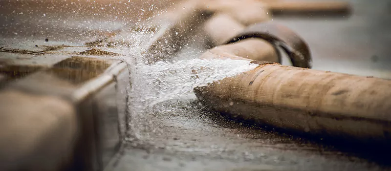 Fix Leaking Pipe in King City, Ontario