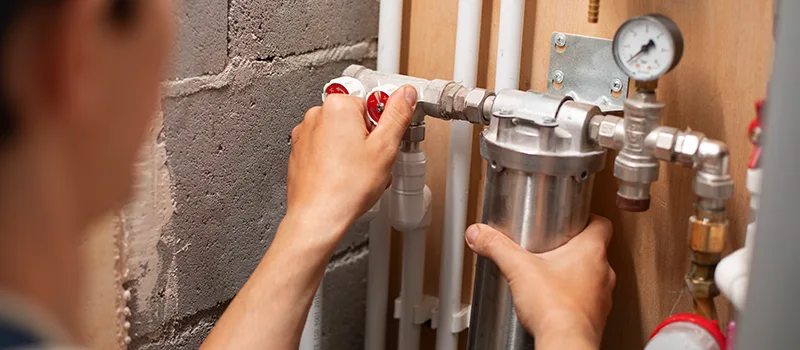 Plumbers to Fix Water Pressure Issues in House in King City, Ontario